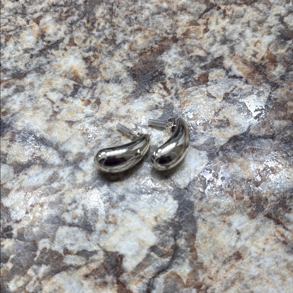 H&M Silver Teardrop Earrings